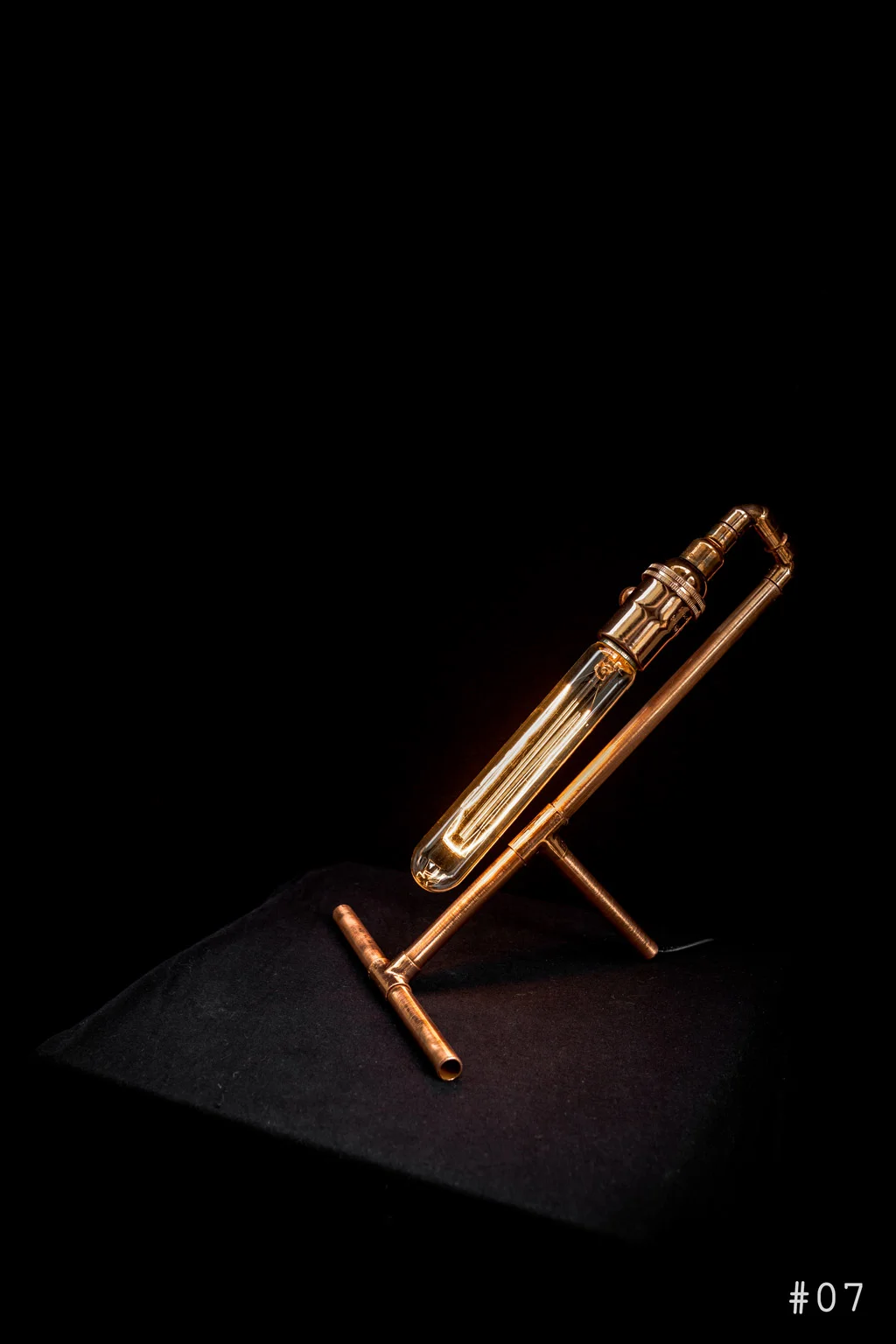 Vincent-Buret_copper-collection_-Desklight_art_pharmarcy_07.jpg