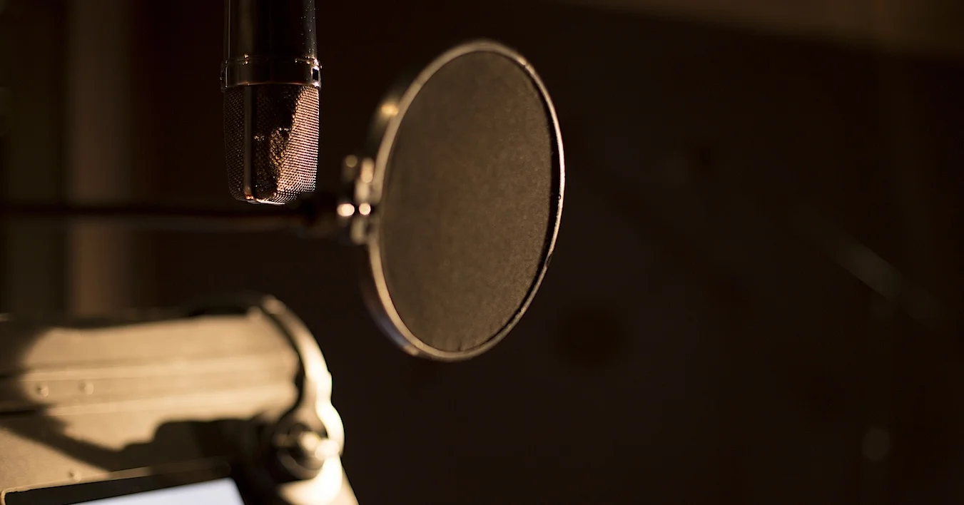 Mic and Pop2.jpg