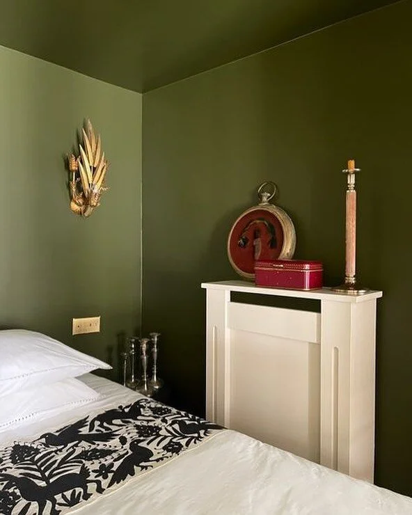 Bedroom by Thomas Fournier in Paris, 2021 📸 Alexander Nino
#interiordesign #inspiration #vintage #vibe #homedecor #moody #style #beautiful #design #details #littlegreene #paint #interiordecor #interiorinspo #bedroom #olive #apartment