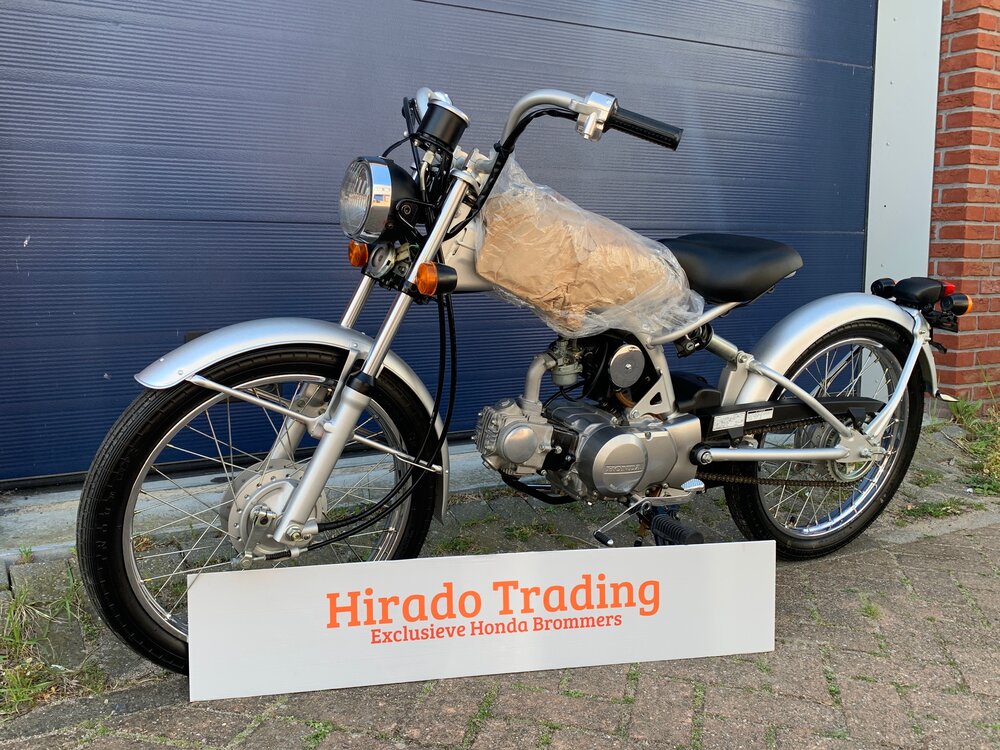 Hirado Verkochte Bromfietsen