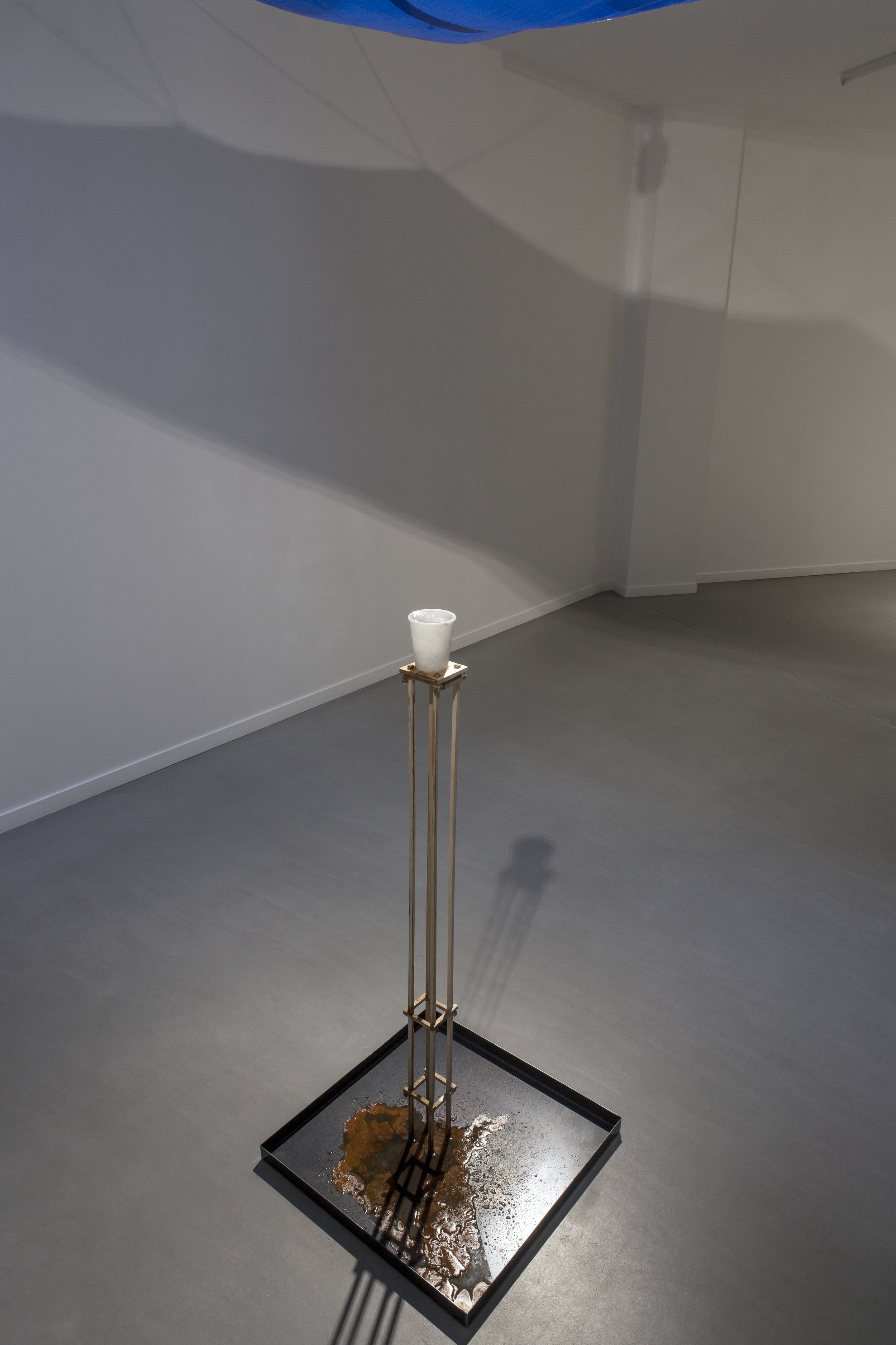 11 Alex Seton_Sept 2015_Deluge in a cup_bianco carrara.jpg