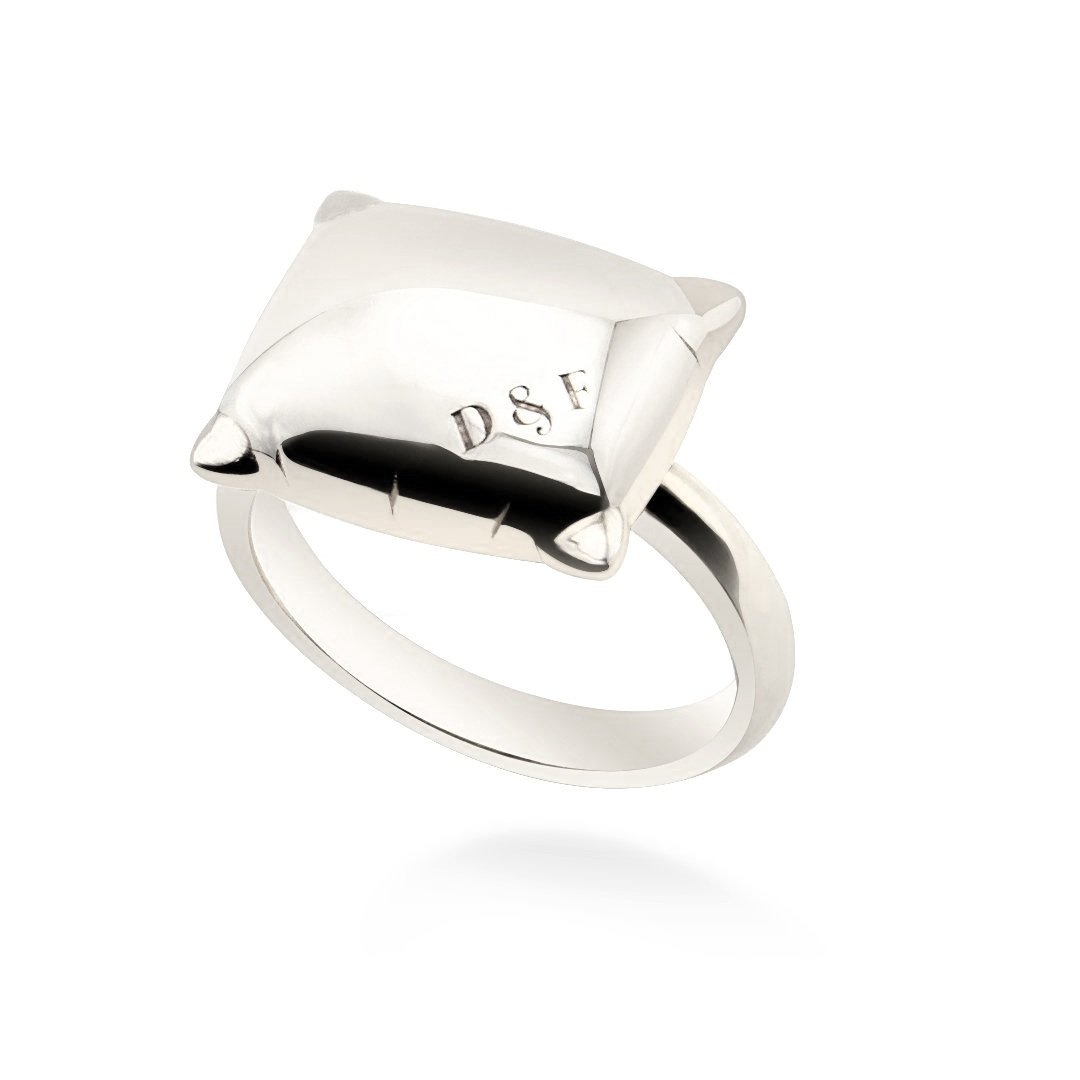 Pillow+Ring+D%26F.jpg