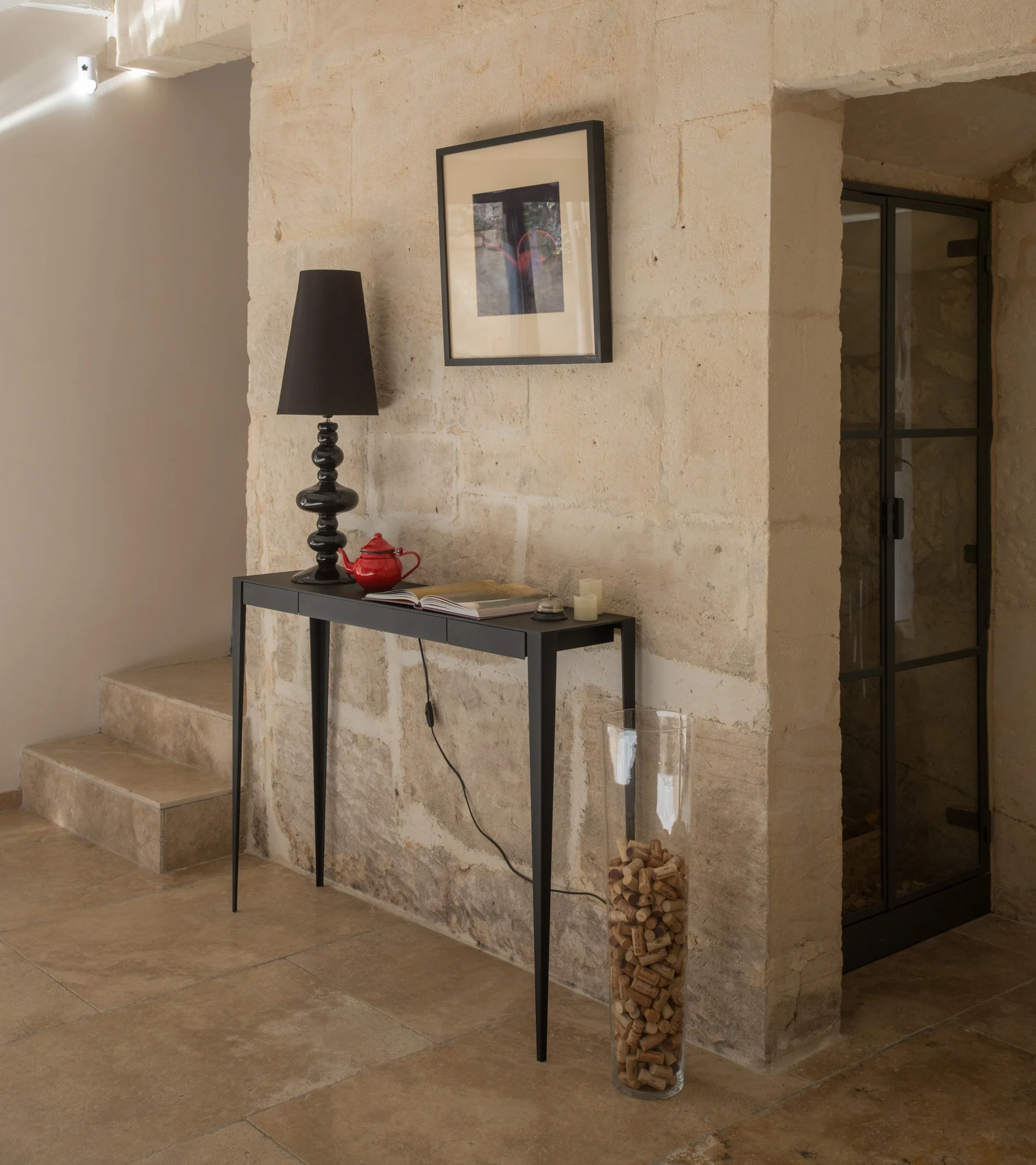  Création d'une cave à vin dans la sous-pente de l'escalier 