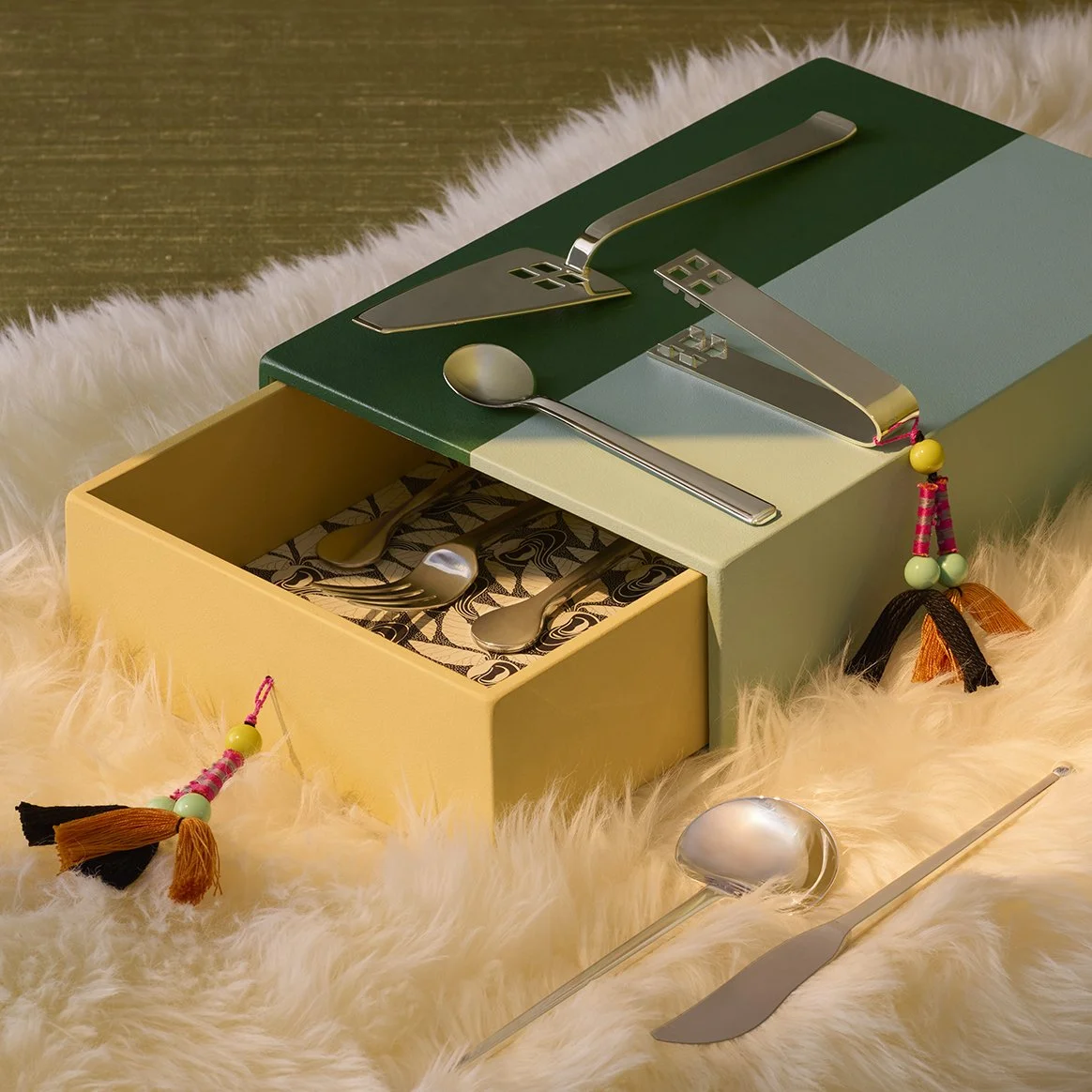 THE WORLD OF INTERIORS | IT AIN'T HALF HOFFMANN