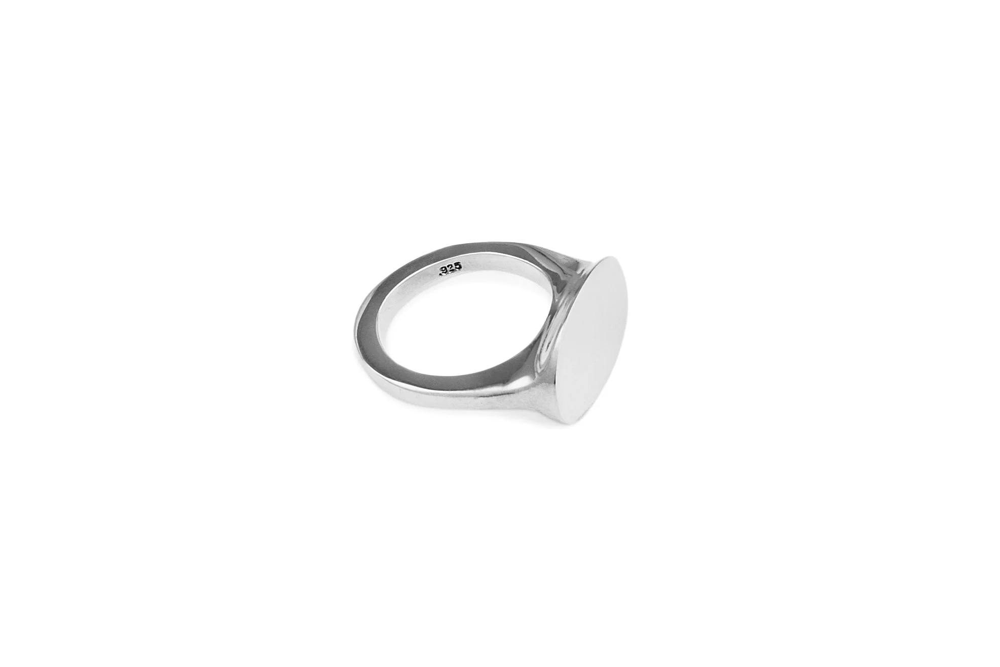 silver-oval-signet-ring.jpg