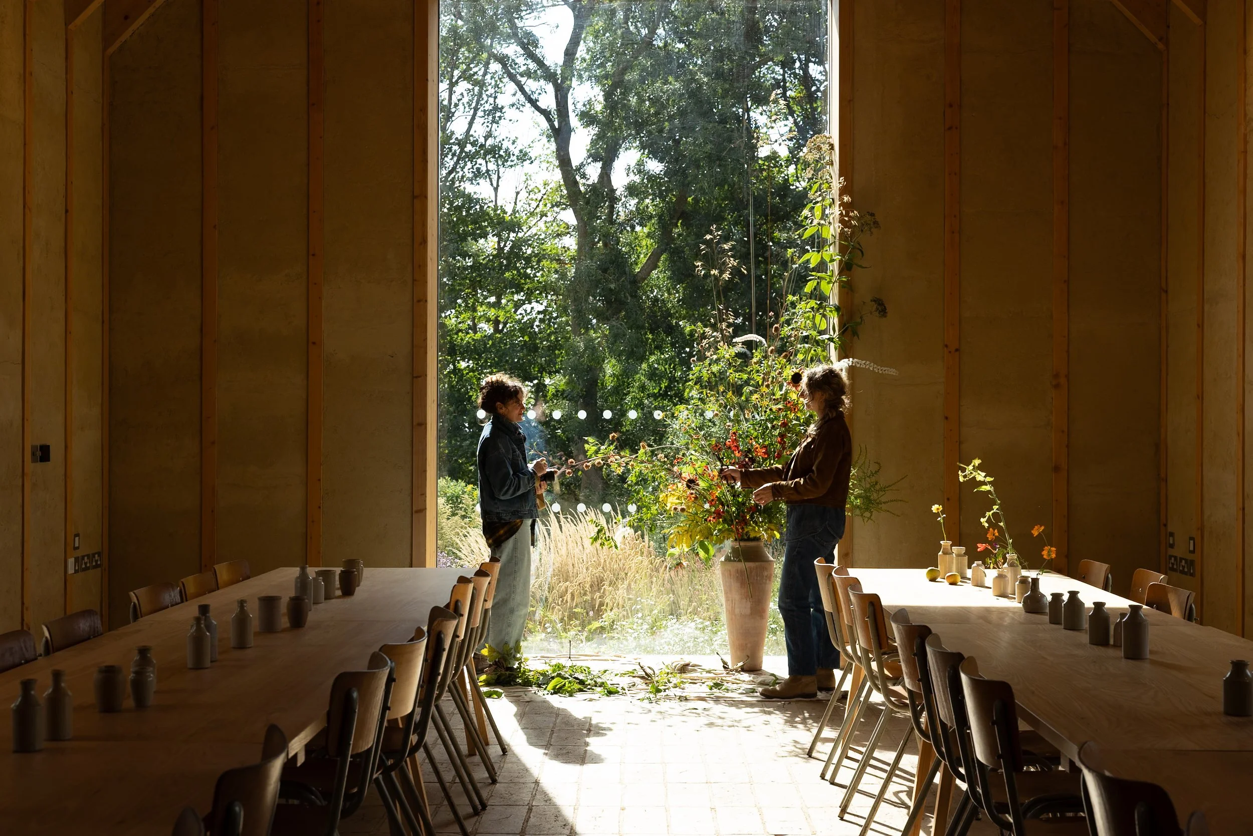 Naturalistic Flowers Aesme Studio