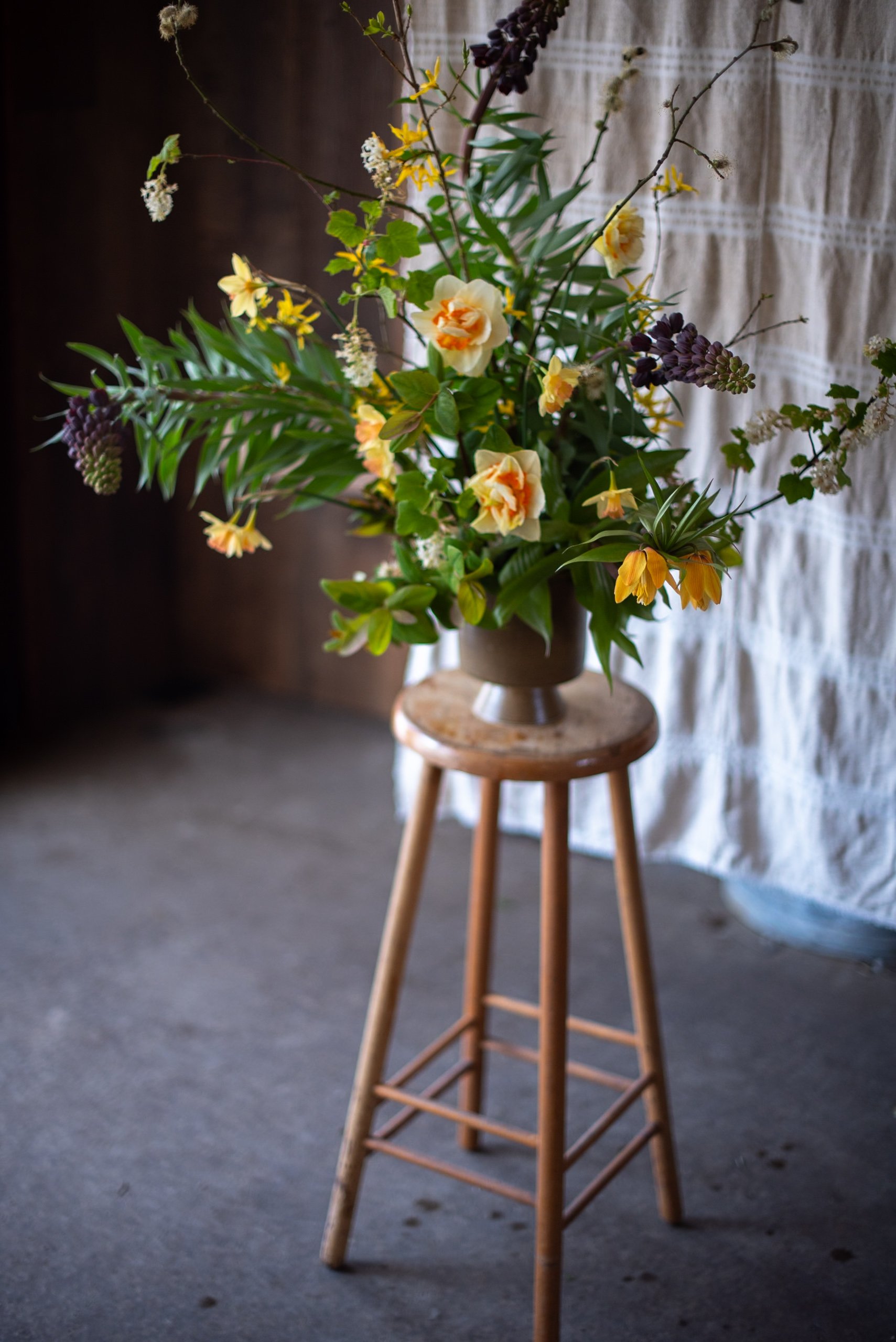 spring vase arrangement