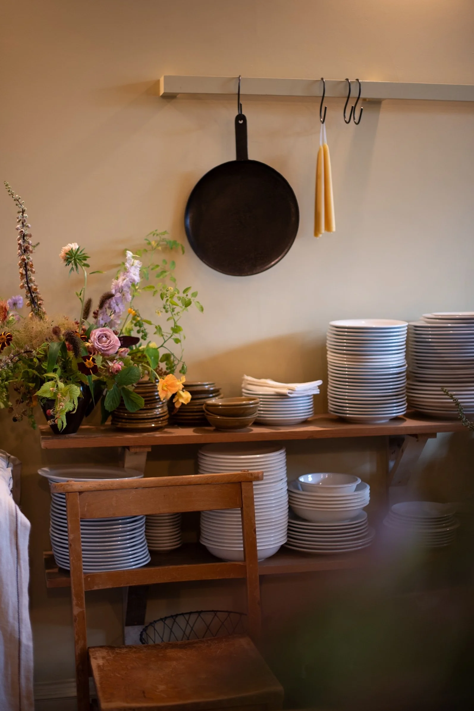 Naturalistic Flowers Aesme Studio