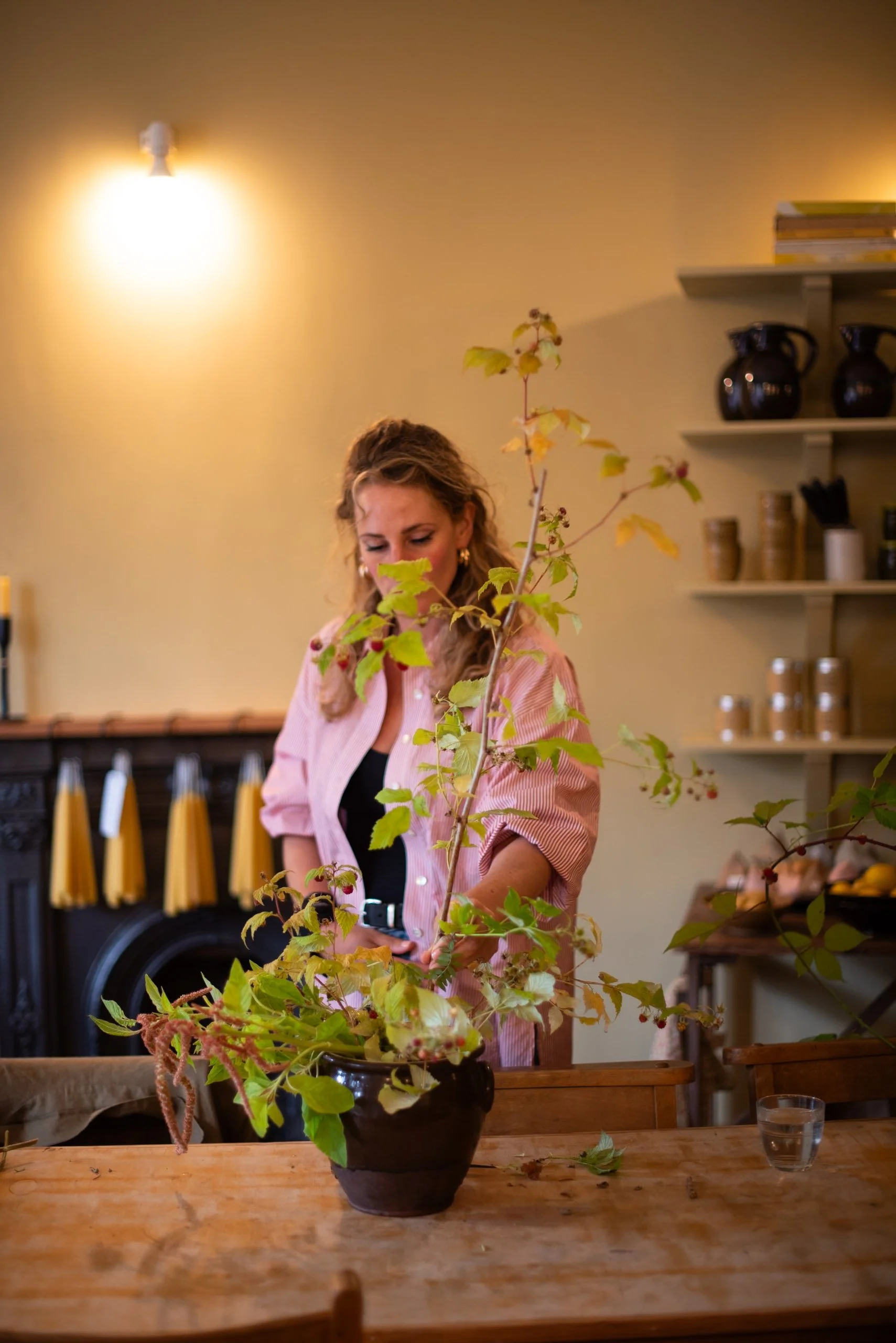 Naturalistic Flowers Aesme Studio