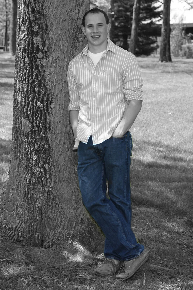 2V0D7827BW.jpg