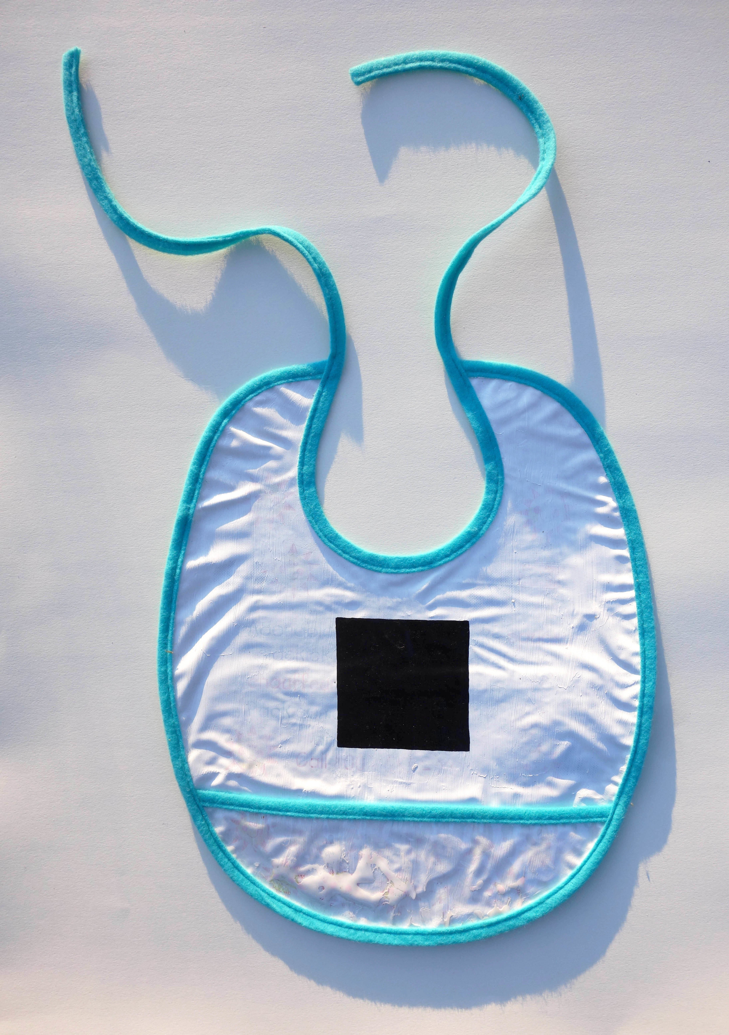 small aqua bib.jpg