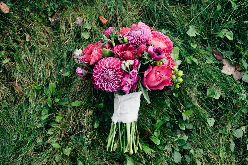 magenta-pink-bridal-bouquet-dahlias