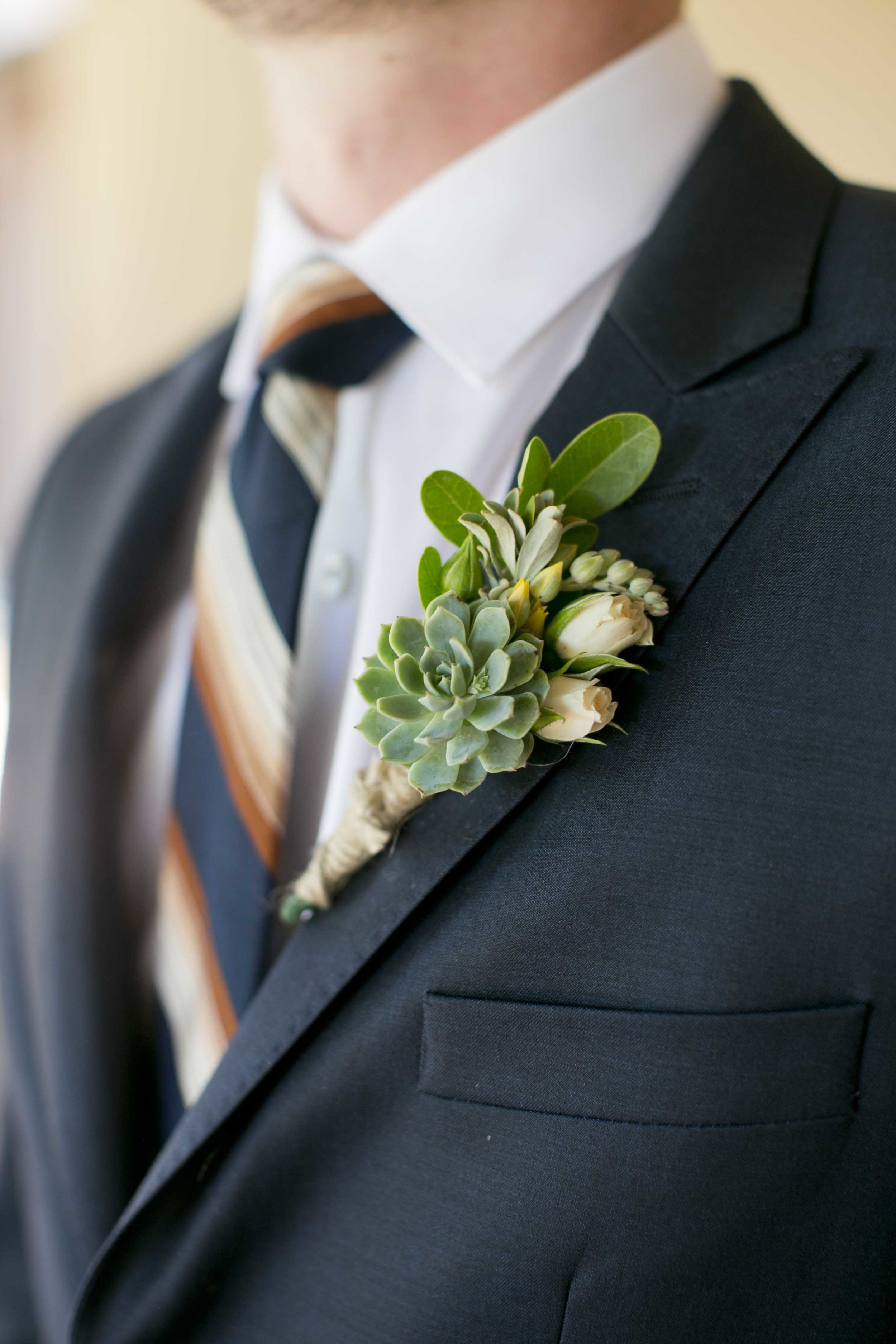 succulent-boutonniere-wedding