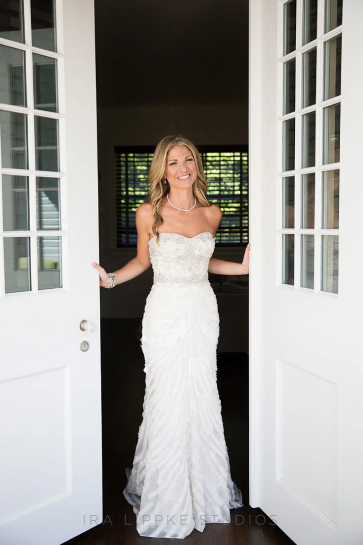 beautiful-bride-photo-monique-lhuillier
