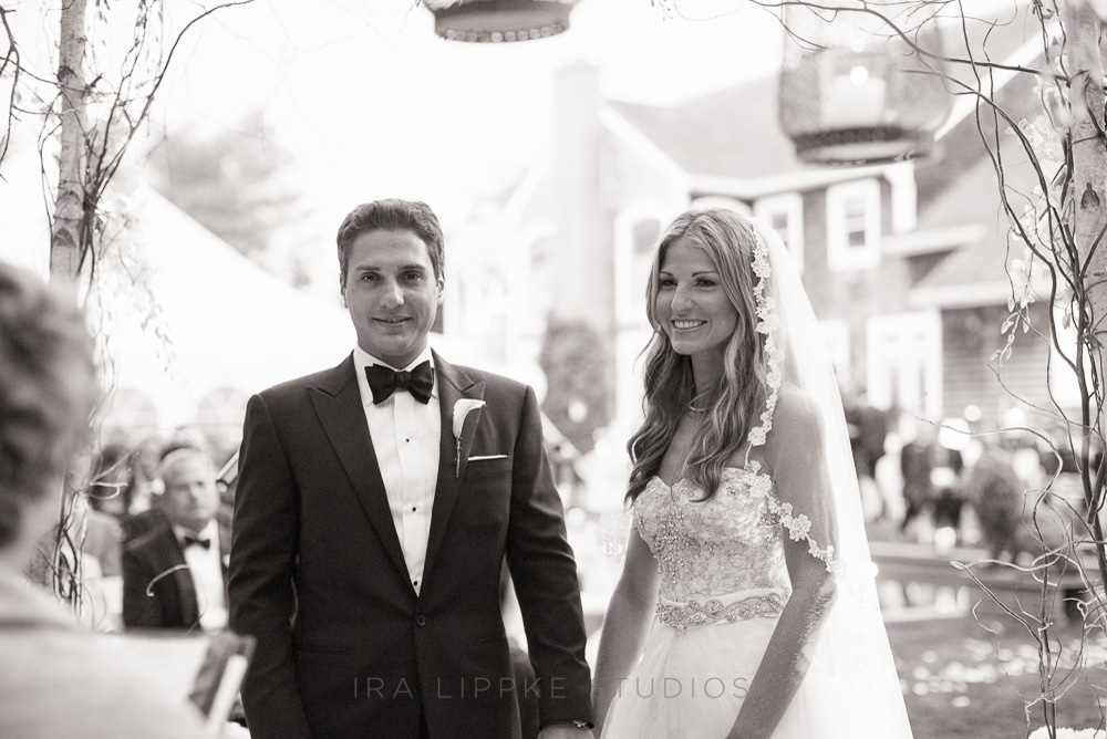 bride-groom-bw-chuppah-classic-wedding