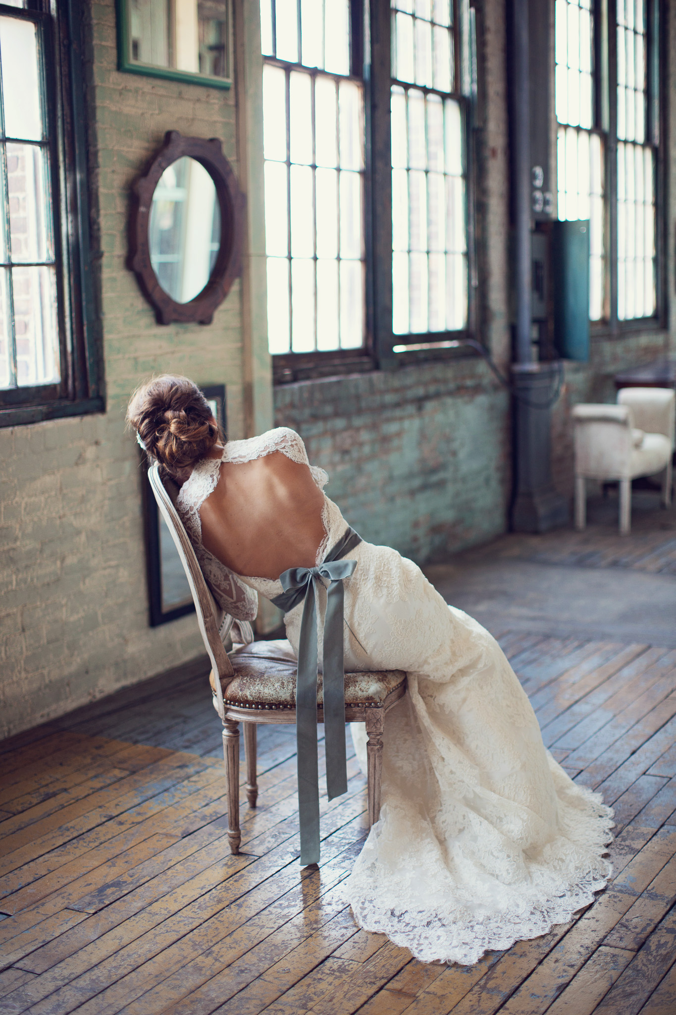 backless-wedding-dress-green-belt-metropolitan-building