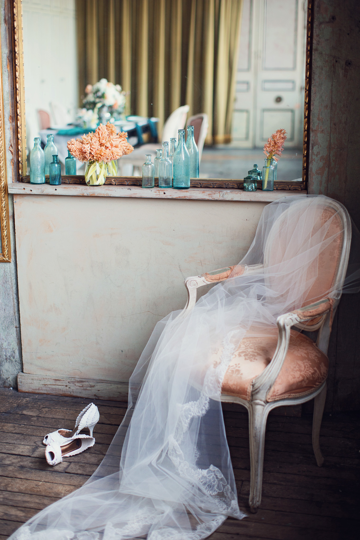 lace-veil-draped-peach-chair-vintage-pretty