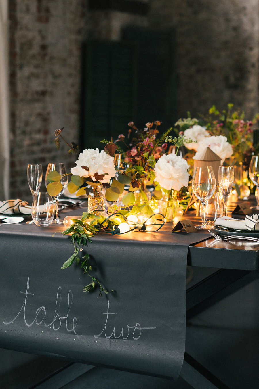 table-runner-number-written-kraft-paper-green-building