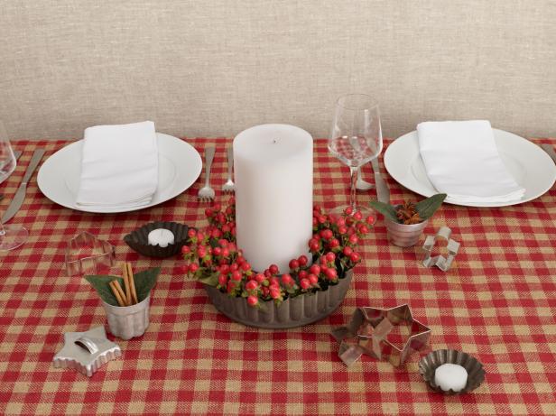 christmas-holiday-centerpiece-ideas-country-unique-baking-tins-simple