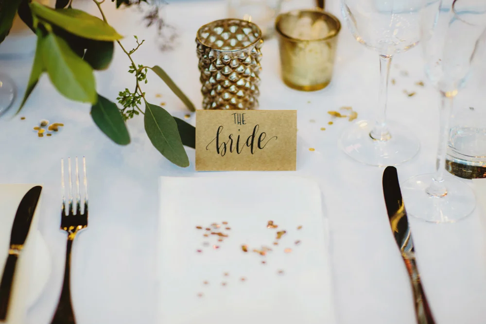 sequin-napkin-accent-gold-metallic-bride