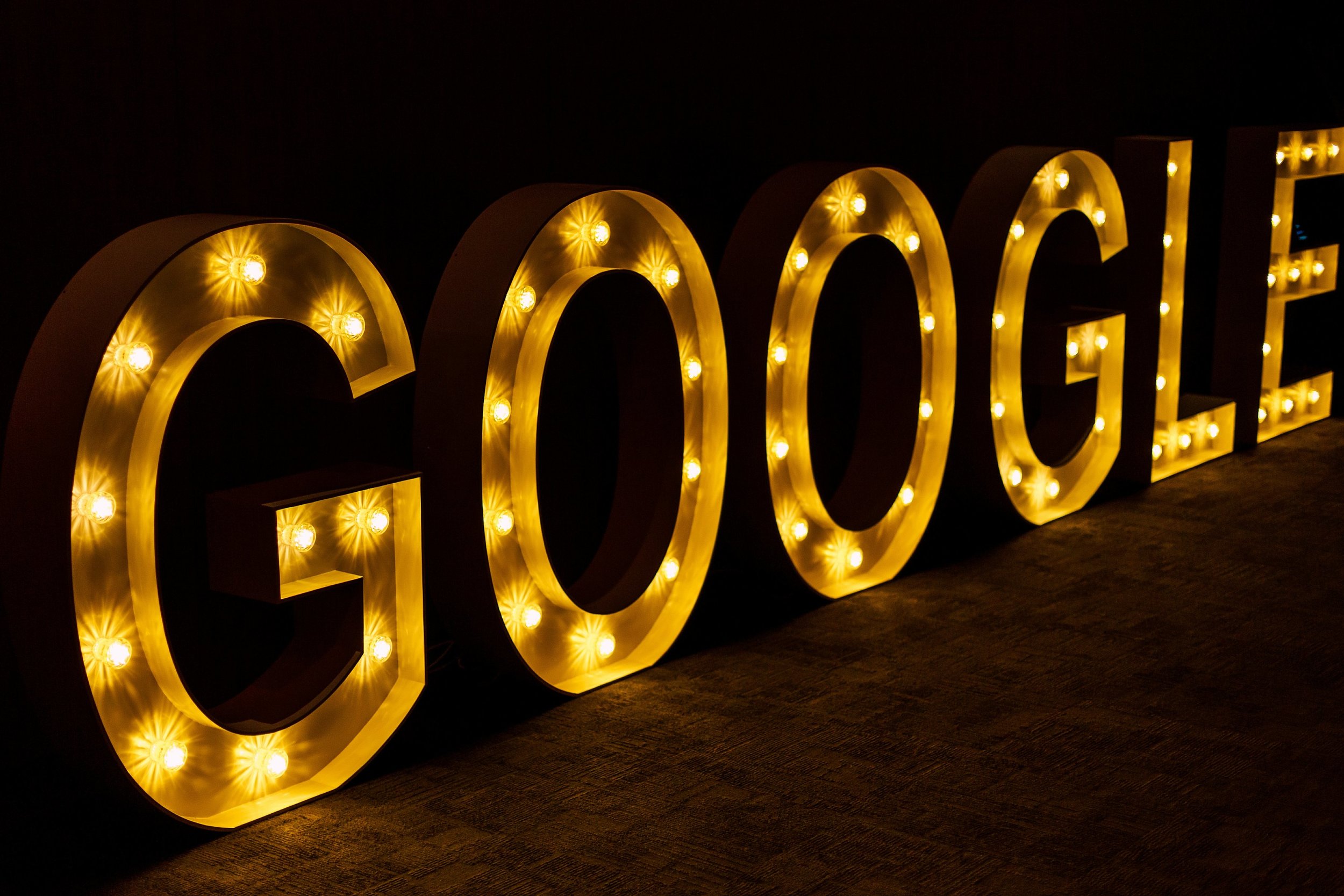 google-local-guides-event-letters-edison-bulbs