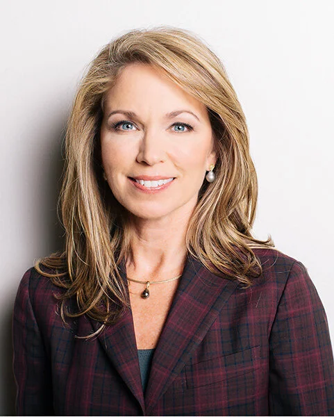 Caroline Levander Portrait Small.jpg