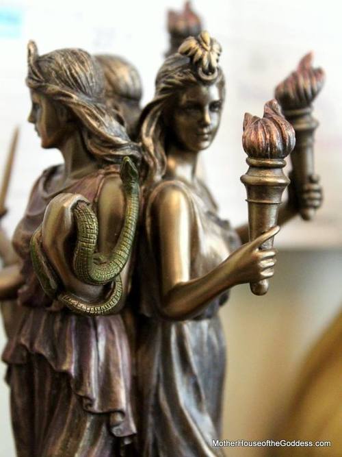 EnSouled: Women Circling