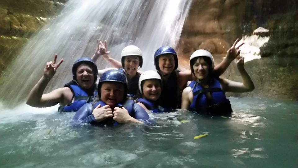 waterfall4.jpg