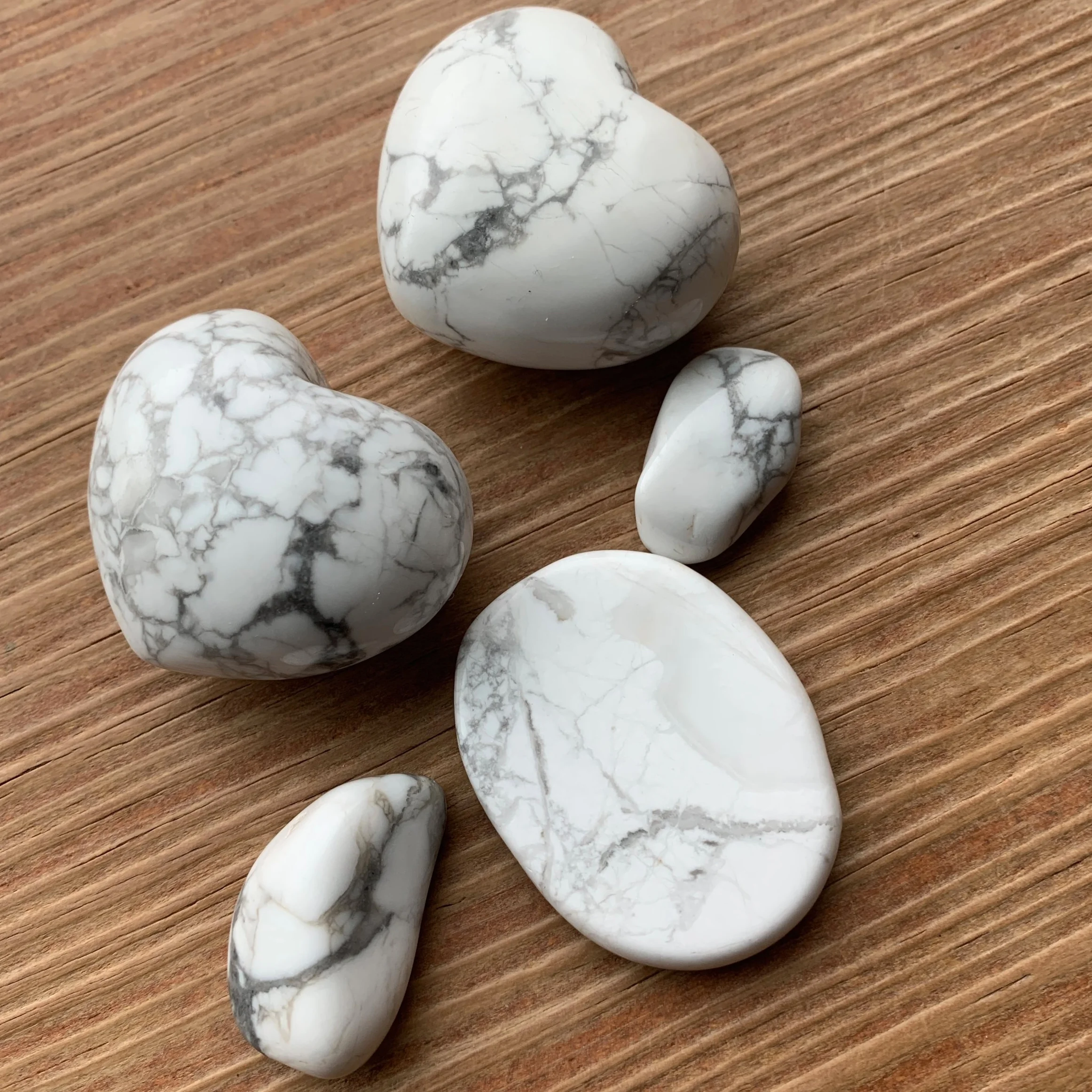 A few examples of Howlite