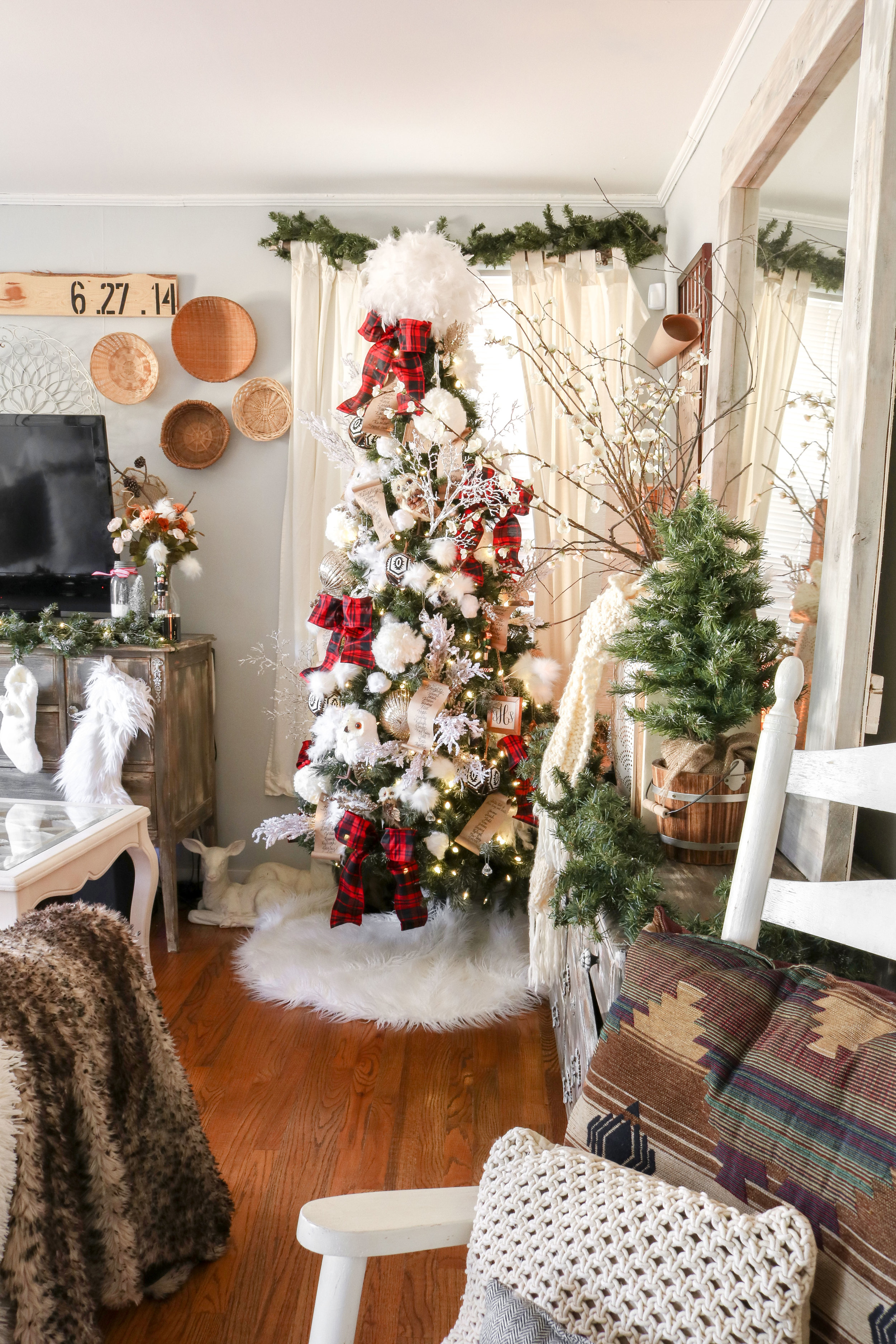 Red Plaid Christmas Tree