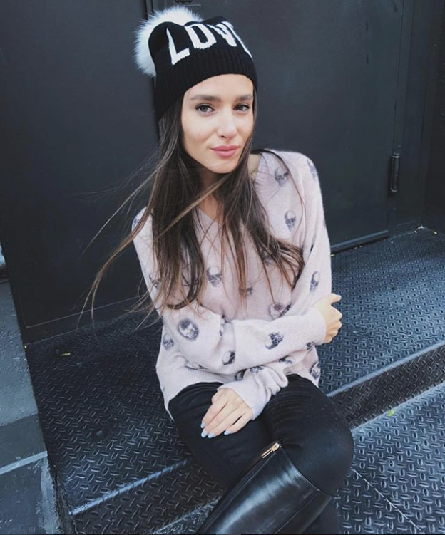skull cashmere pullover and hat