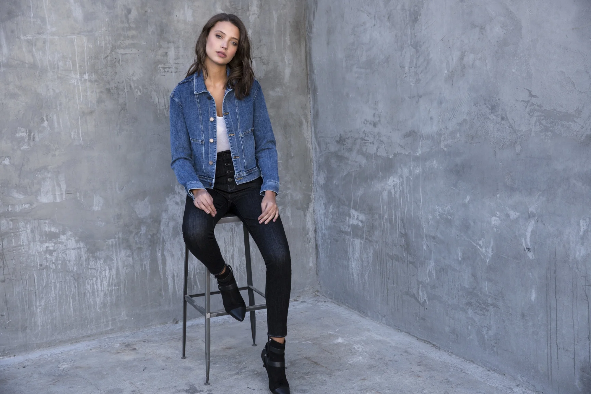 BUTTON FLY BOMBSHELL- ONYX UTILITY JACKET-ELLINGTON.jpg