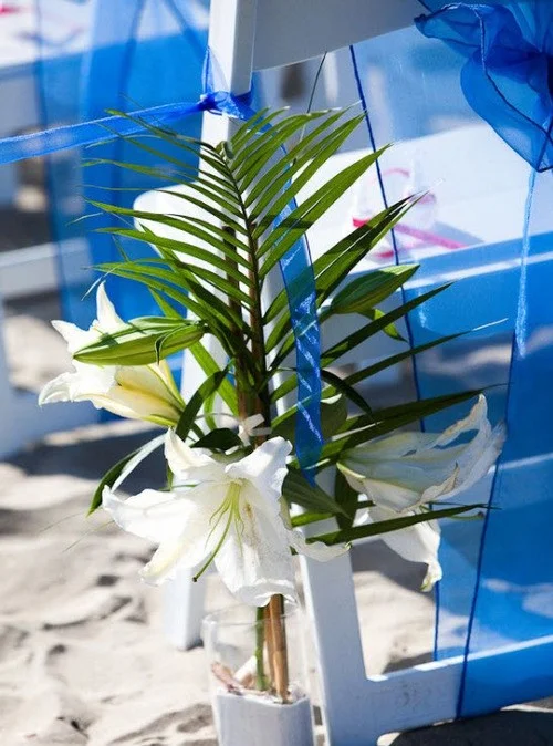 Amy_Aisle_vase.jpg