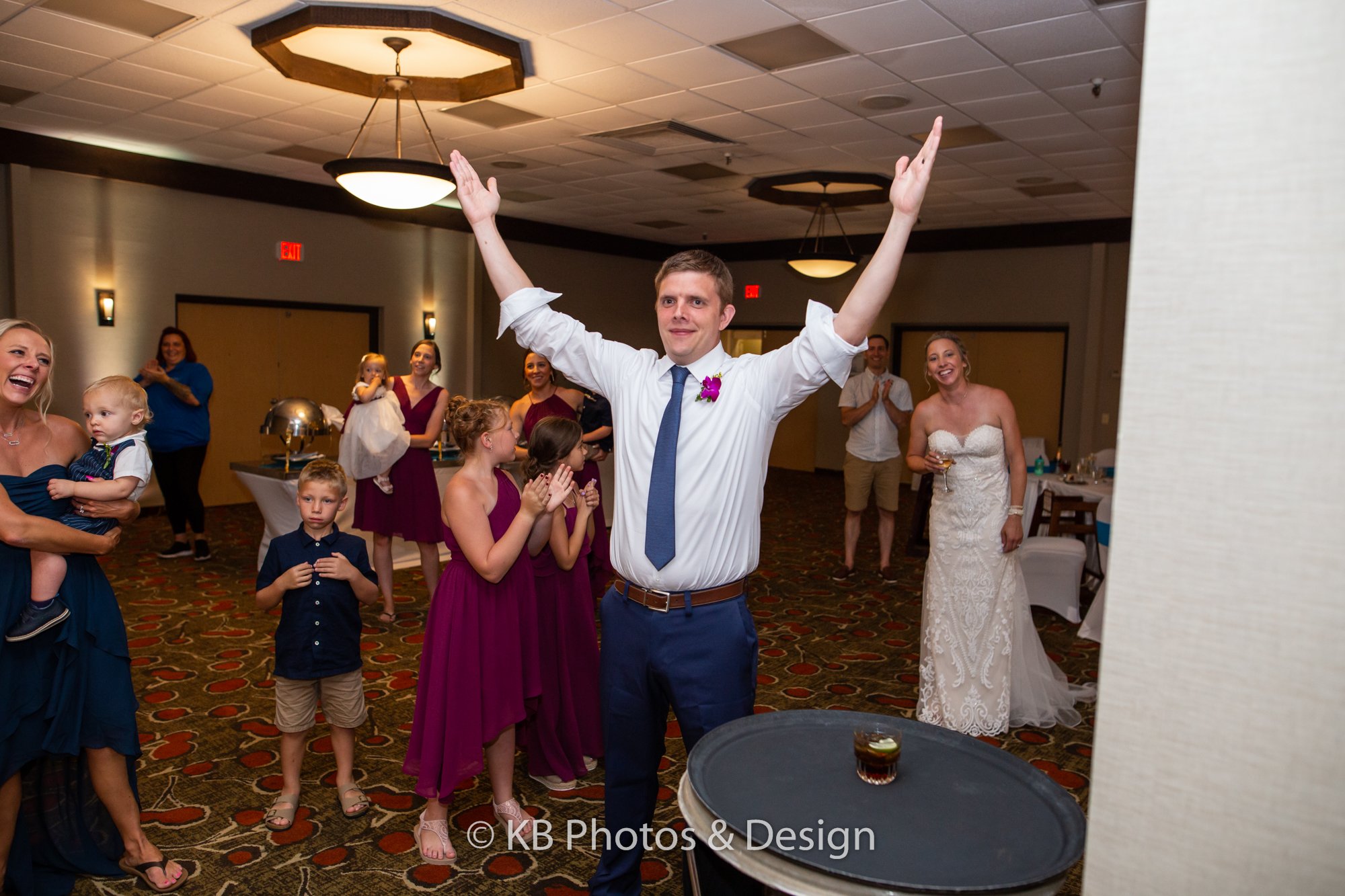 Barton-Destination-Wedding-Photography-Margaritavile-Resort-Lake-of-the-Ozarks-Missouri-KB-Photos-and-Design-712.JPG