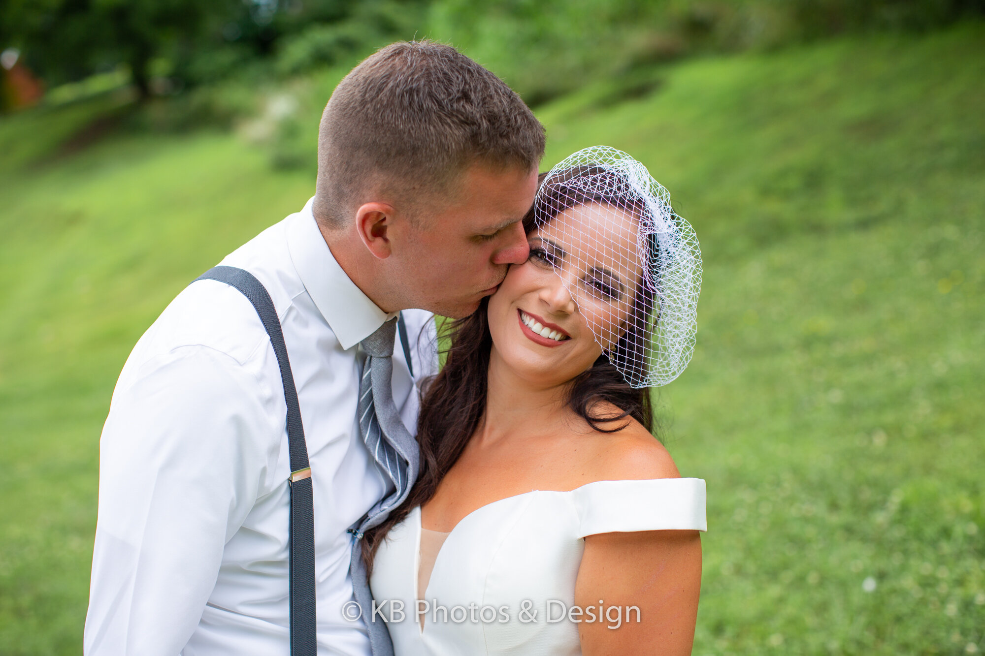 Wedding-Photography-Ryan-Molly-Osage-National-Golf-Course-Lake-of-the-Ozarks-Missouri-photographer-KB-Photos-and-Design-wedding-131.JPG