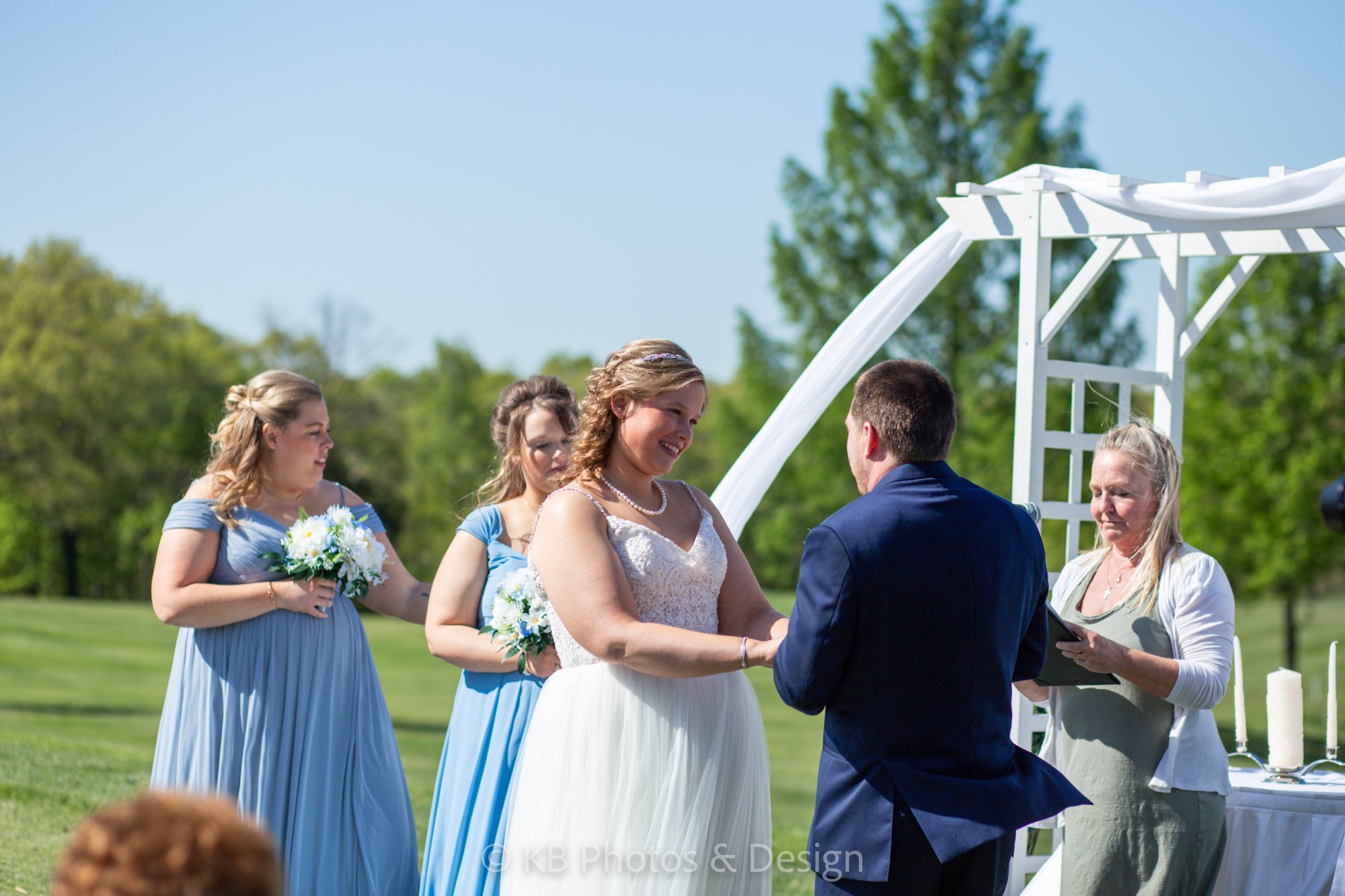 Josh-Michelle-Wedding-Lake-of-the-Ozarks-Jefferson-City-Missouri-Margaritaville-Lake-Resort-wedding-photographer-KB-Photos-and-Design-166.jpg