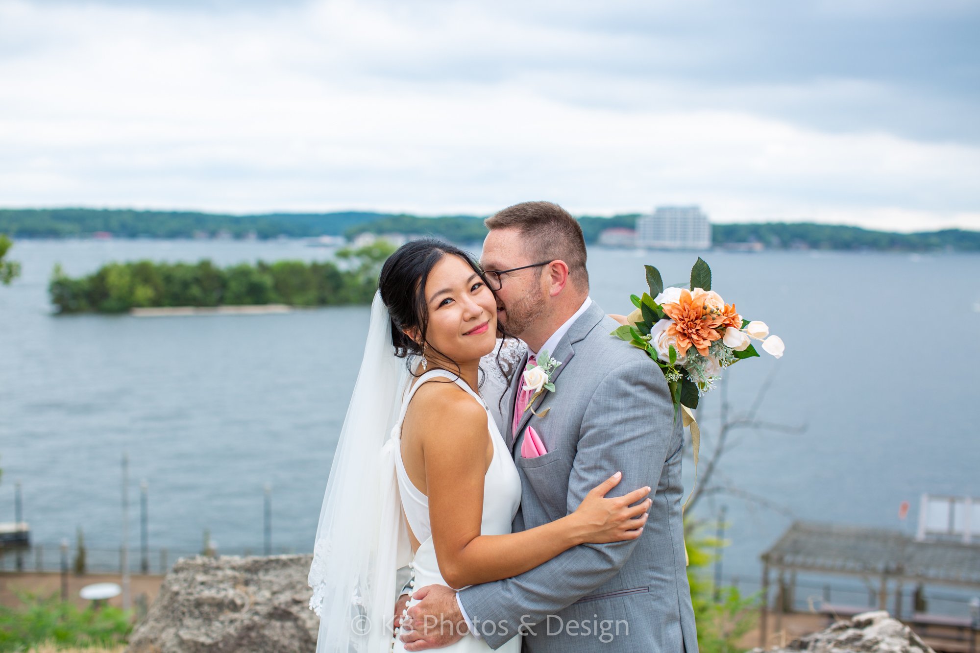 Wedding-Destination-Photography-Lake-of-the-Ozarks-Missouri-Nick_Irene-Jefferson-City-bride-groom-Lodge-of-Four-Seasons-wedding-photographer-KB-Photos-and-Design-202.jpg