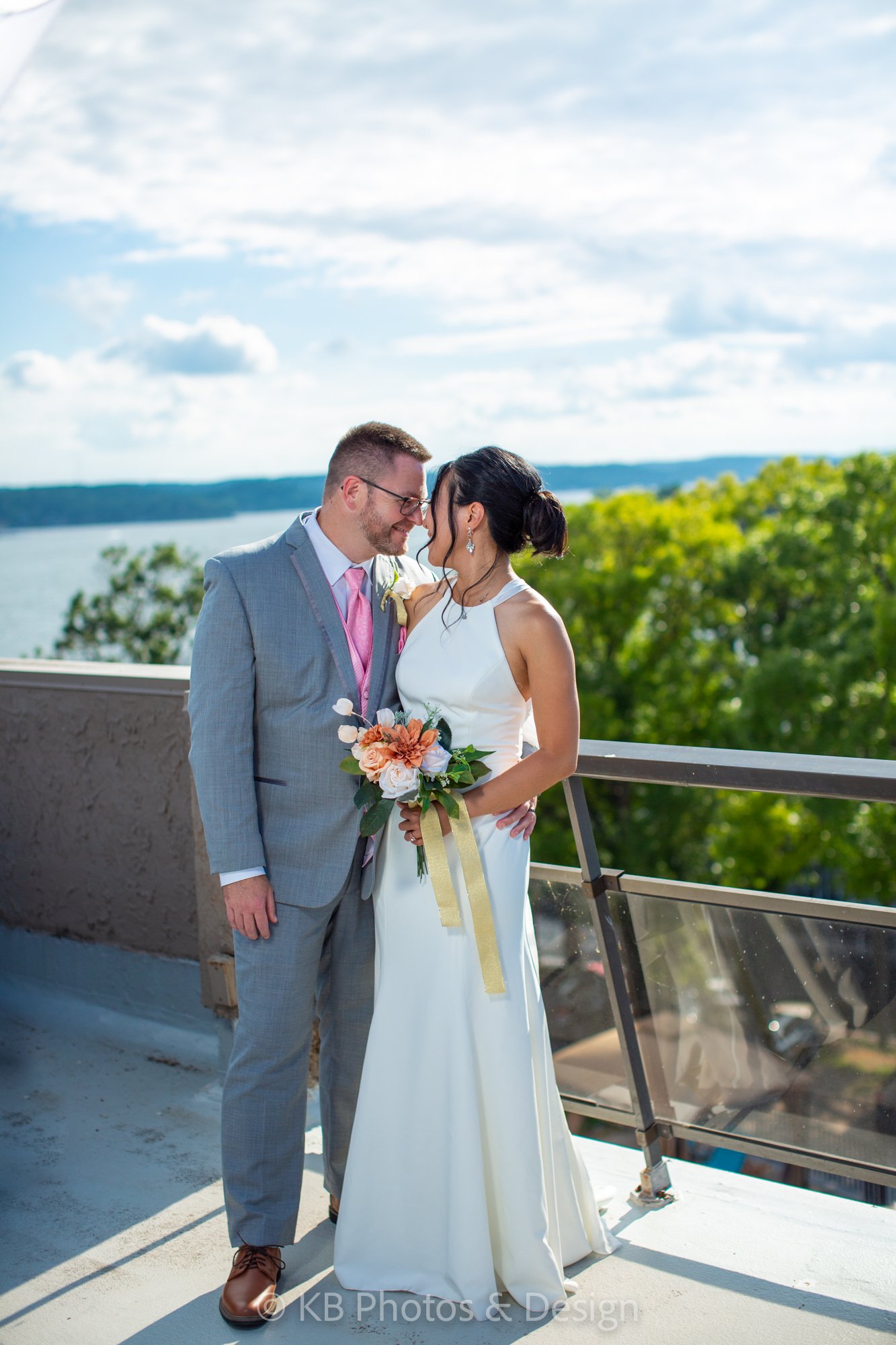 Wedding-Destination-Photography-Lake-of-the-Ozarks-Missouri-Nick_Irene-Jefferson-City-bride-groom-Lodge-of-Four-Seasons-wedding-photographer-KB-Photos-and-Design-242.jpg