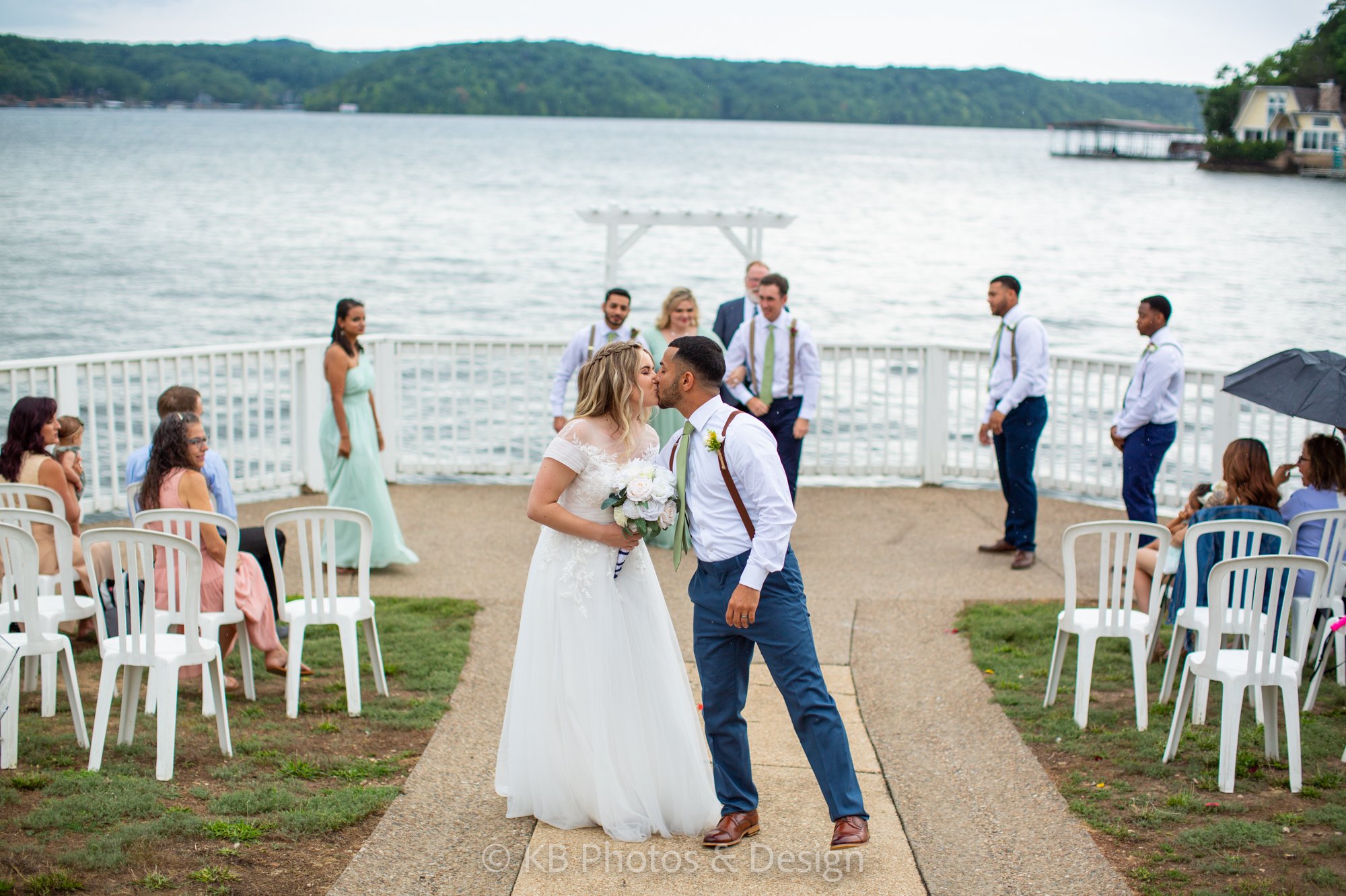 Abbi-Daniel-Wedding-Lake-of-the-Ozarks-Margaritaville-Missouri-Jefferson-City-wedding-photos-KB-Photos-and-Design-560.jpg