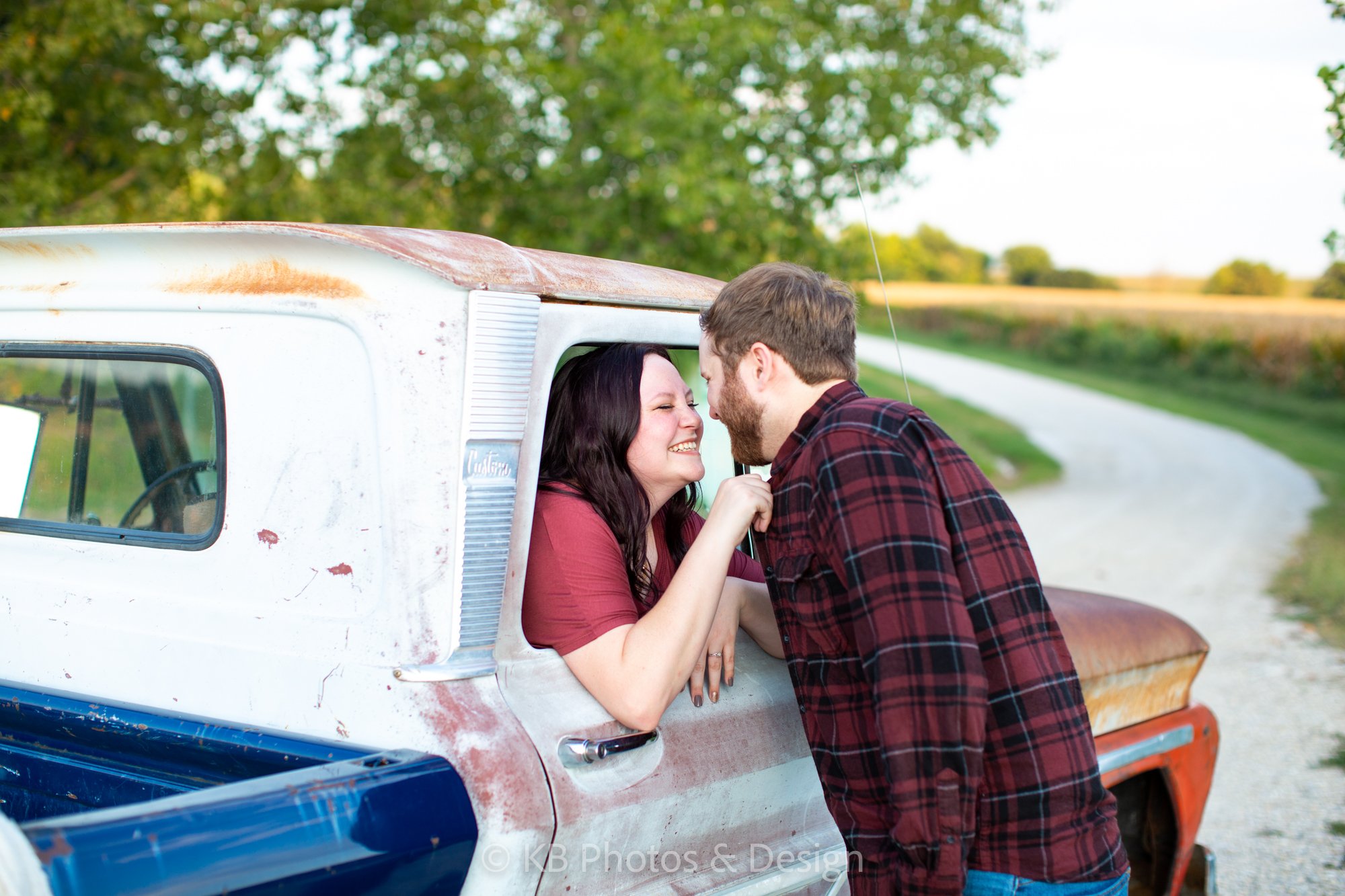 Jefferson-City-Missouri-engagement-photos-Baylee-Ethan-Capital-Bluffs-Event-Center-mid-Missouri-Engagement-Photos-KB-Photos-and-Design-38.jpg