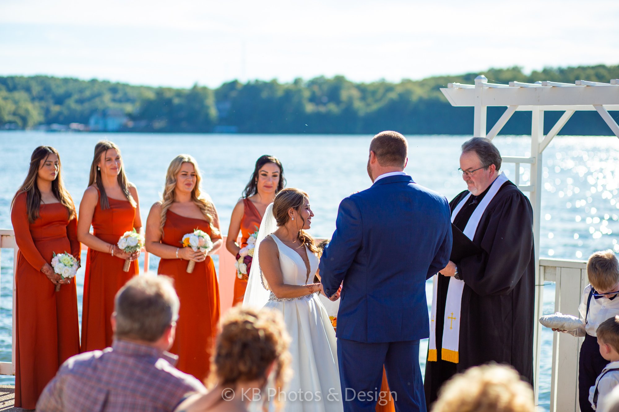 Ruqqia-Colton-Wedding-Photos-Margaritaville-Lake-Resort-Jefferson-City-Missouri-destination-wedding-photos-Missouri-KB-Photos-and-Design-488.jpg