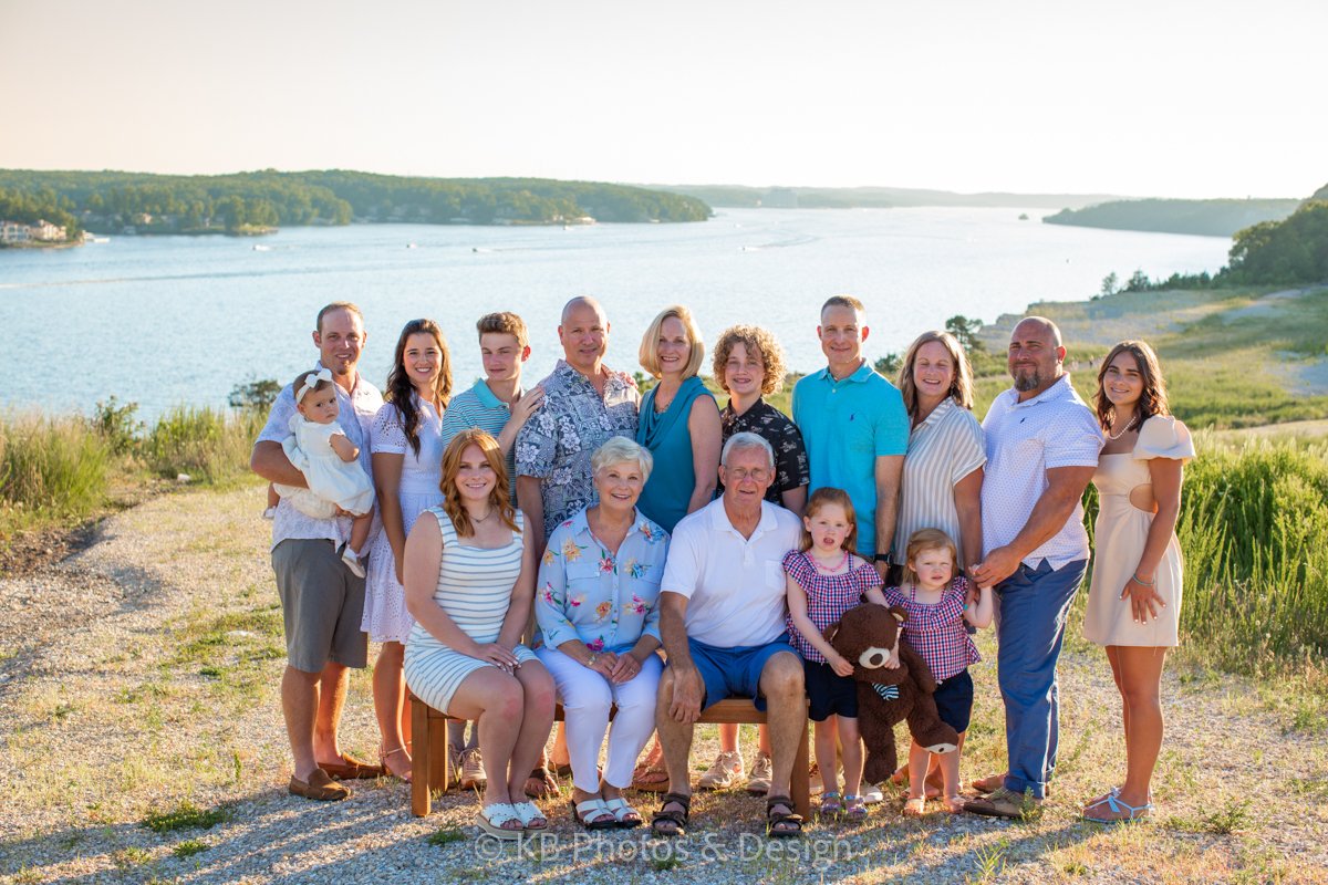 Gisi-Extended-Family-Photos-Anniversary-Reunion-Photographer-Lake-of-the-Ozarks-KB-Photos-and-Design-family-photographer-1.jpg