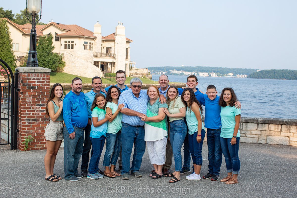 Boden-Extended-Family-Photos-Anniversary-Reunion-Photographer-Lake-of-the-Ozarks-KB-Photos-and-Design-family-photographer-1.jpg