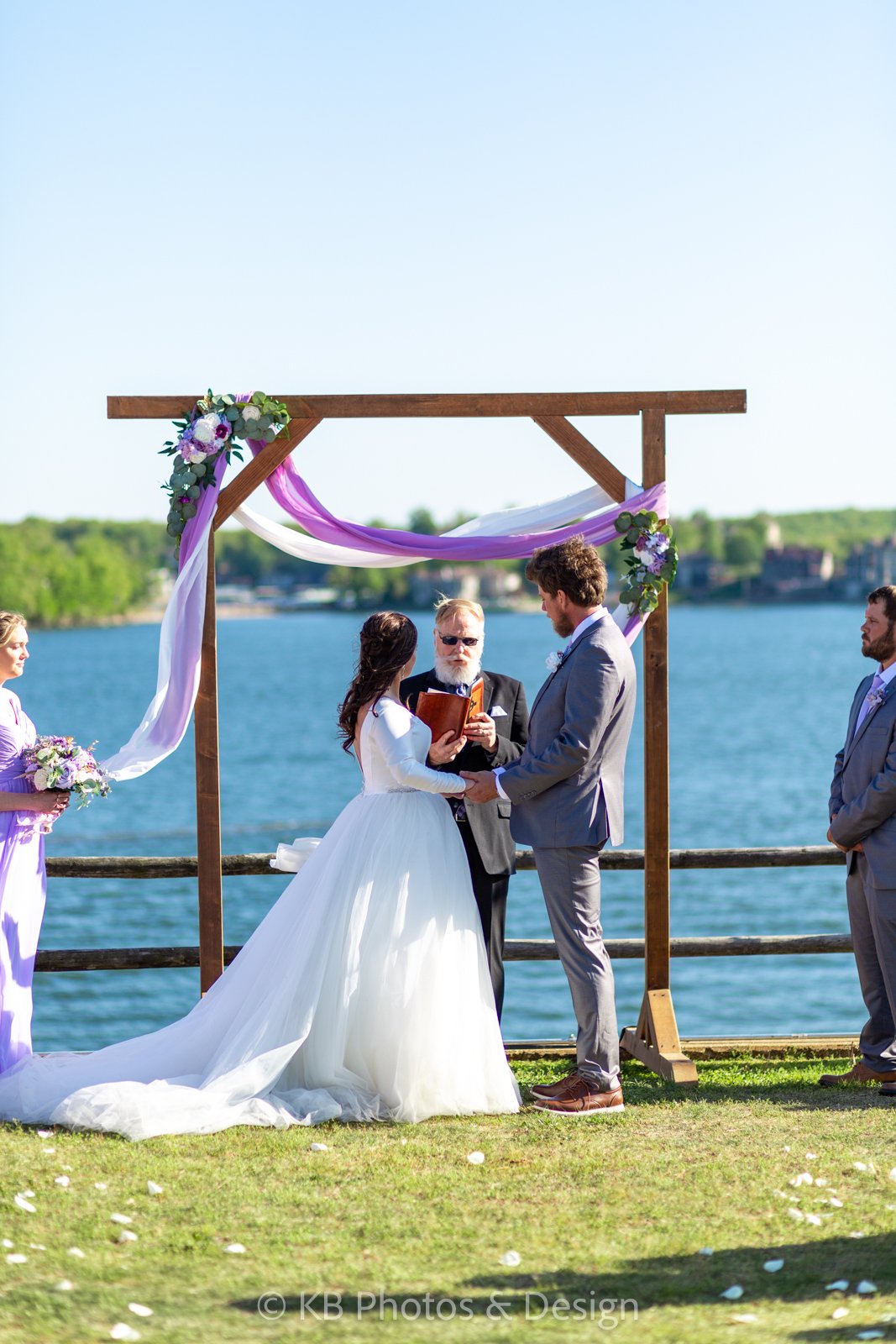 Wedding-Lanna-Brad-Lodge-of-Four-Seasons-St-Louis-STL-Lake-of-the-Ozarks-Missouri-wedding-photographer-KB-Photos-and-Design-bride-groom-photos-429.jpg