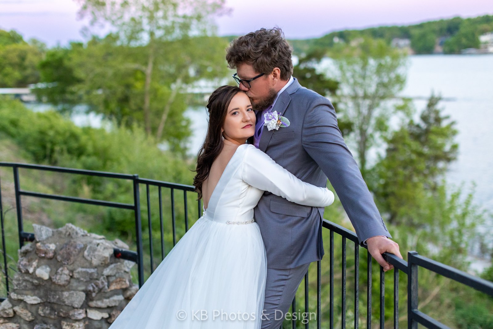 Wedding-Lanna-Brad-Lodge-of-Four-Seasons-St-Louis-STL-Lake-of-the-Ozarks-Missouri-wedding-photographer-KB-Photos-and-Design-bride-groom-photos-542.jpg