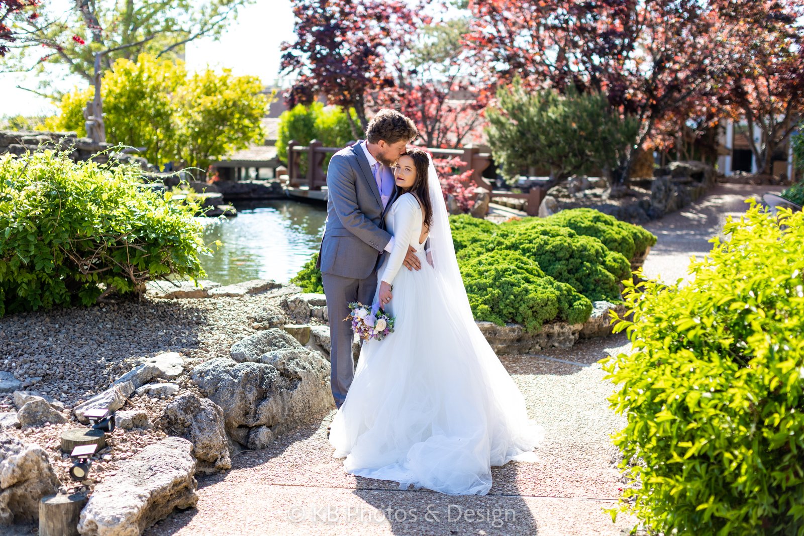 Wedding Photography for joyful bride and groom in mid Missouri at Osage National golf course wedding Lake of the Ozarks and STL St. Louis Missouri