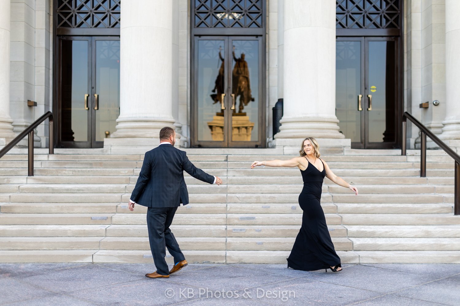 Taylor Drew engagement photography at St Louis Missouri STL Art Museum in Forest Park with best engagement wedding photographer KB Photos and Design of St. Louis Chesterfield Missouri