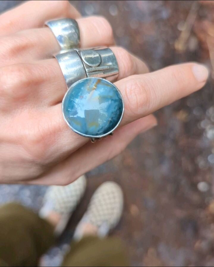 EDIT: Sold 💙 I heard there's a football game on TV today so idk if anyone will see this...Anyway, I made this simple yet mighty Skaggs Jasper ring for myself in December and forgot to share it until now. Here are a few various stages of it's creatio