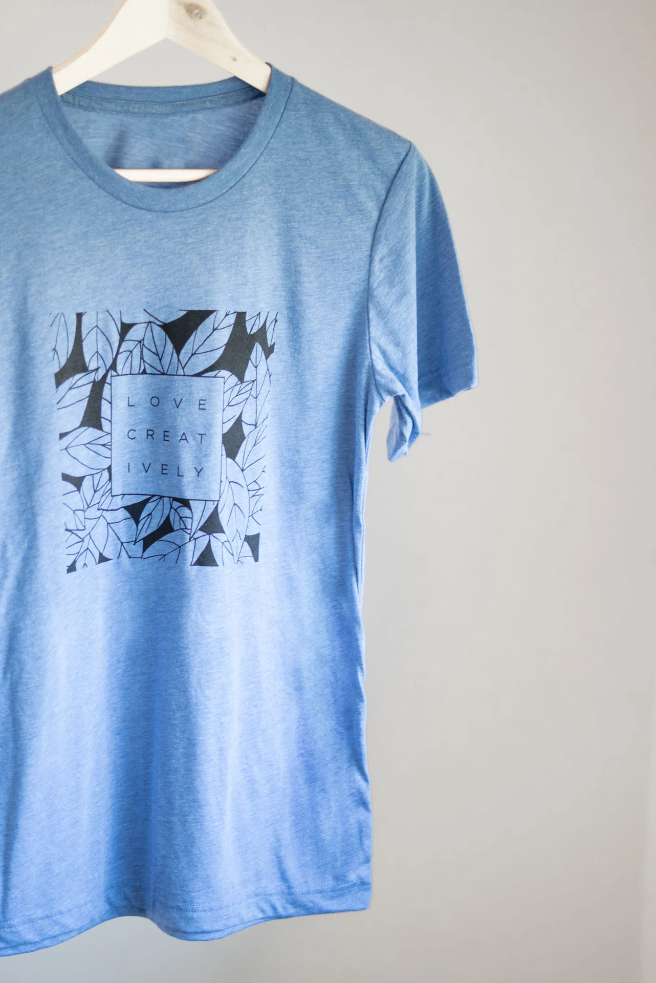 Love Creative-leaf Tee - Periwinkle Blue
