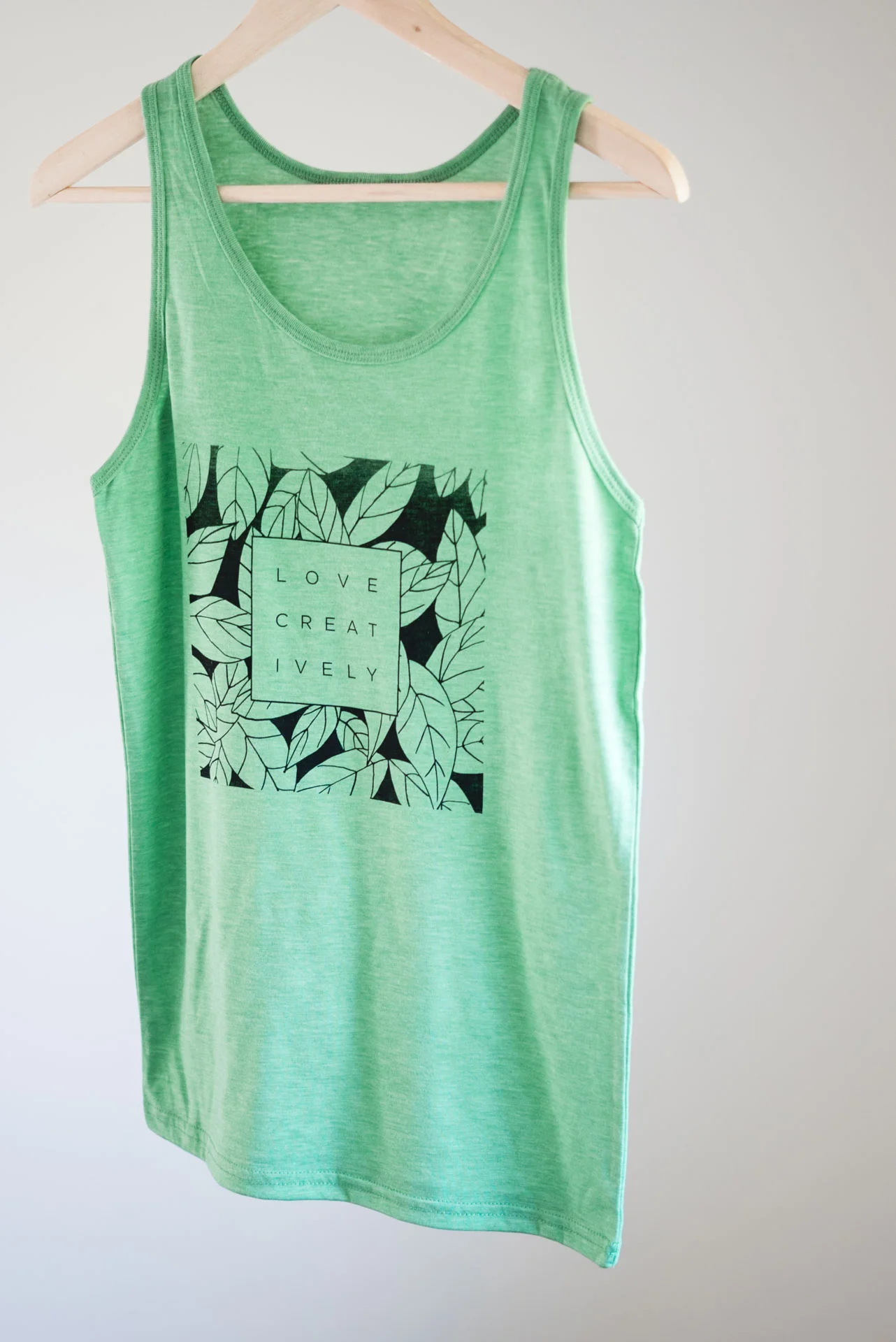 Love Creative-leaf Tank - Green